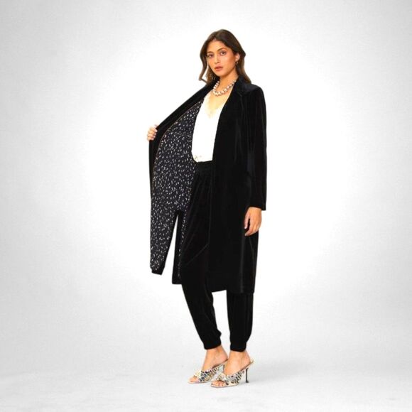 SKIES ARE BLUE ~ Plush Velvet Duster Coat and Jeggings - BLACK! NWT! Size 2X - Picture 3 of 14